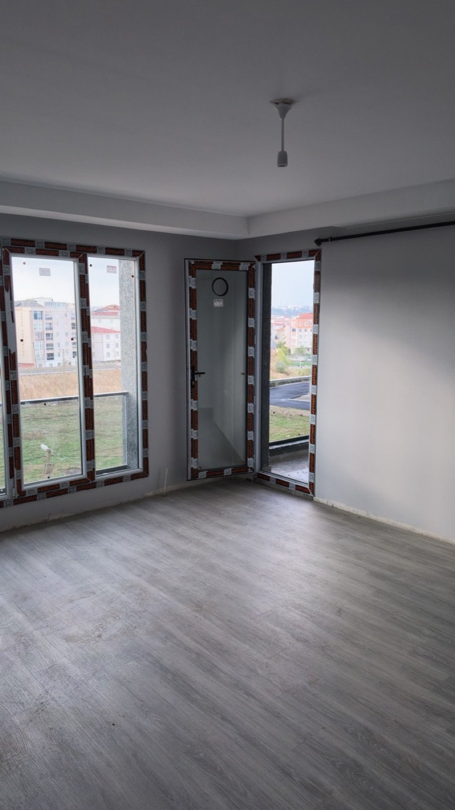 Florya Suit